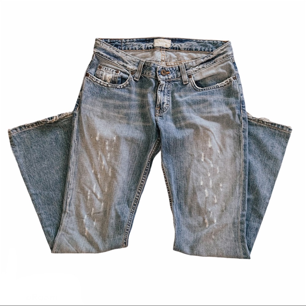 Distressed wide leg Bottom Flare Denim-BKE Jeans.